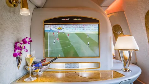 梁靖崑4-3绝地反击，战胜林诗栋挺进亚洲杯男单决赛